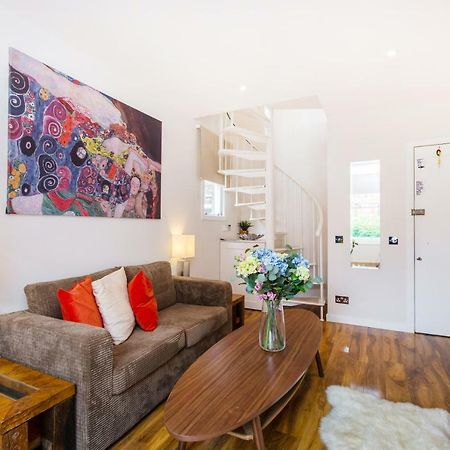 Apartamento Charming Flat Battersea Londres Exterior foto